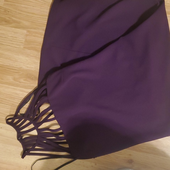 Dress - Picture 4 of 4